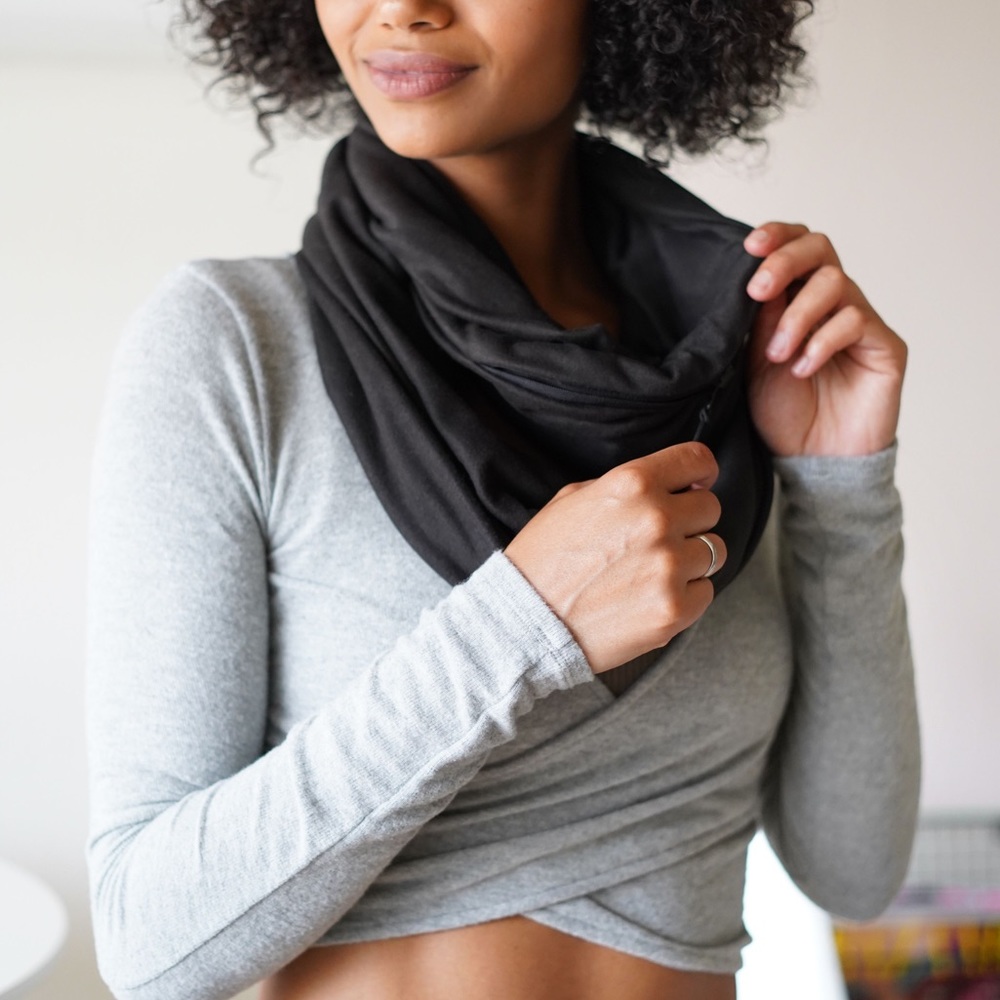 BEYOND YOGA Hidden Pocket Infinity Scarf